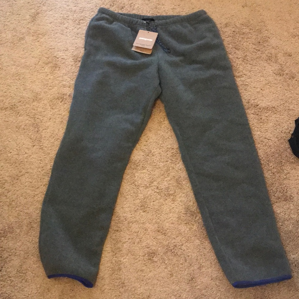 New with tag Patagonia men’s grey joggers
